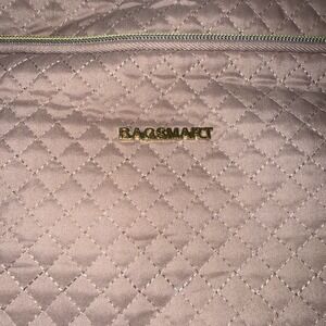 BAGSMART‎ Quilted Laptop Bag with Shoulder Strap 5426 A Blush Pink